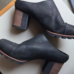Sorel Black and Brown Women's Mules